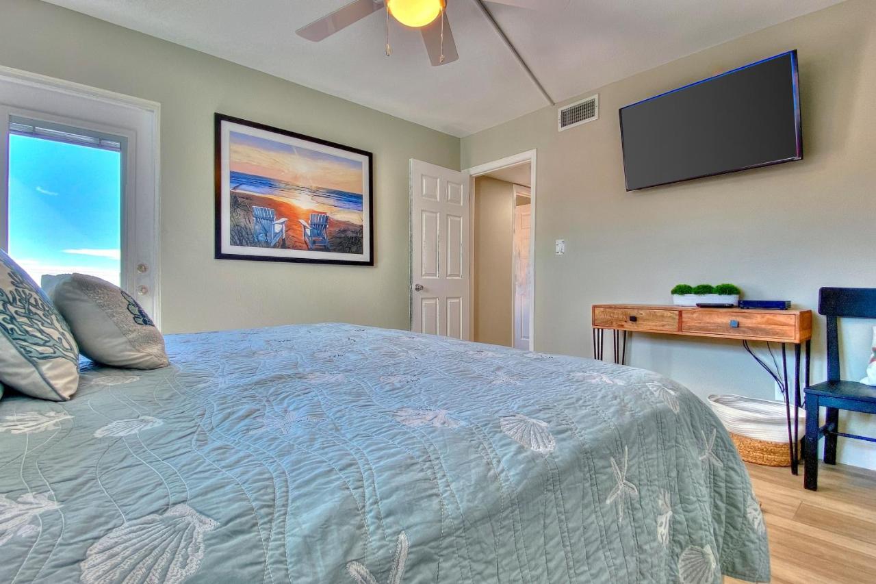 Beach Palms 405 Clearwater Beach Exterior photo