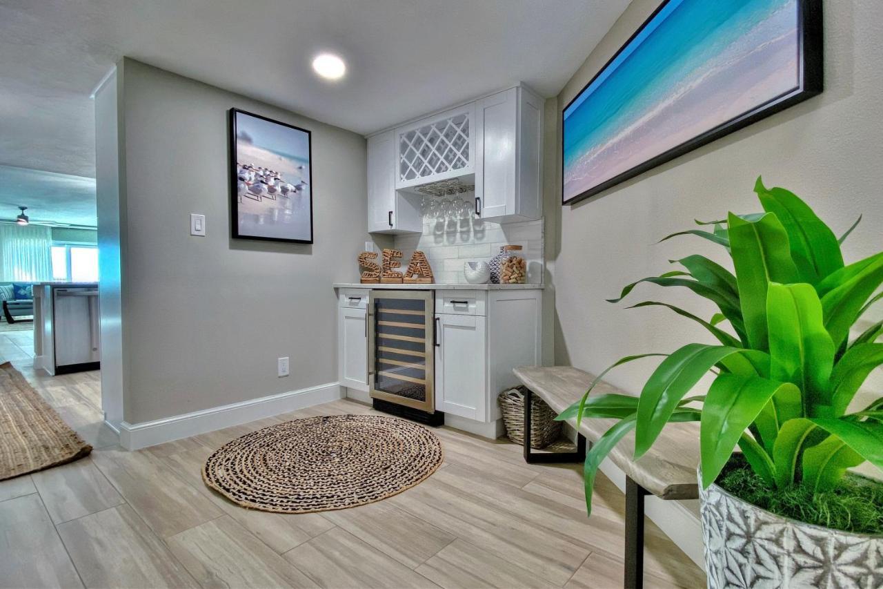 Beach Palms 405 Clearwater Beach Exterior photo