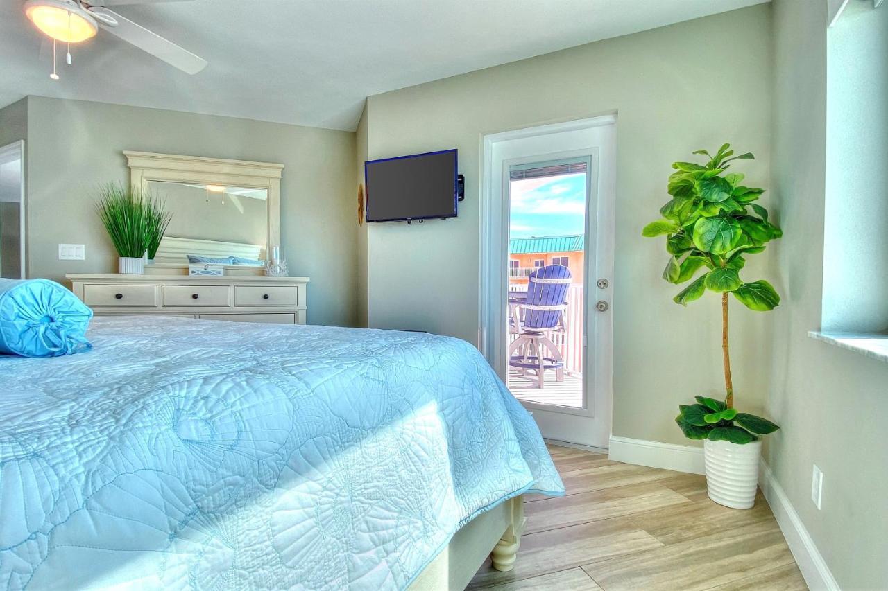 Beach Palms 405 Clearwater Beach Exterior photo
